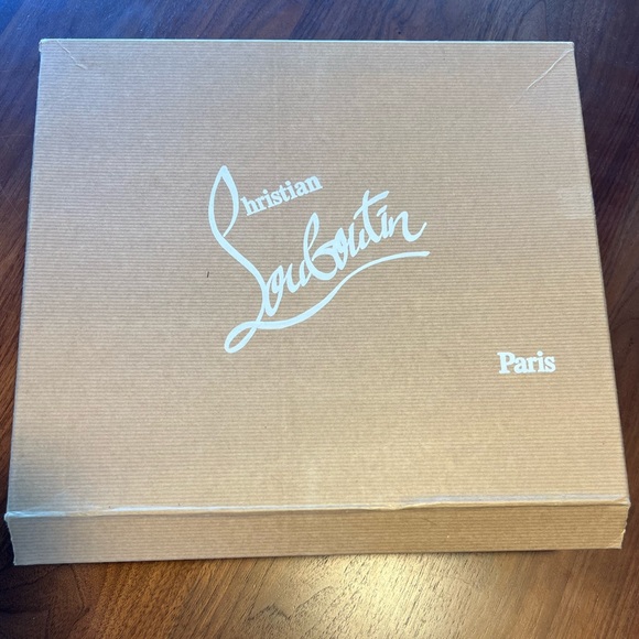 Christian Louboutin Madame Butterfly 🦋 - Picture 6 of 10